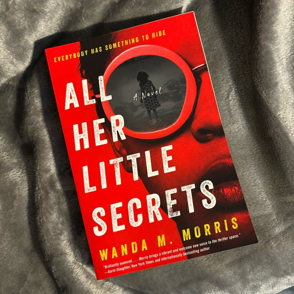 📚 3 for $18 Books 📚 All her little secrets by Wanda M. Morris